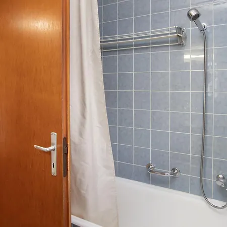 Porthos 37 By Interhome 베르비에